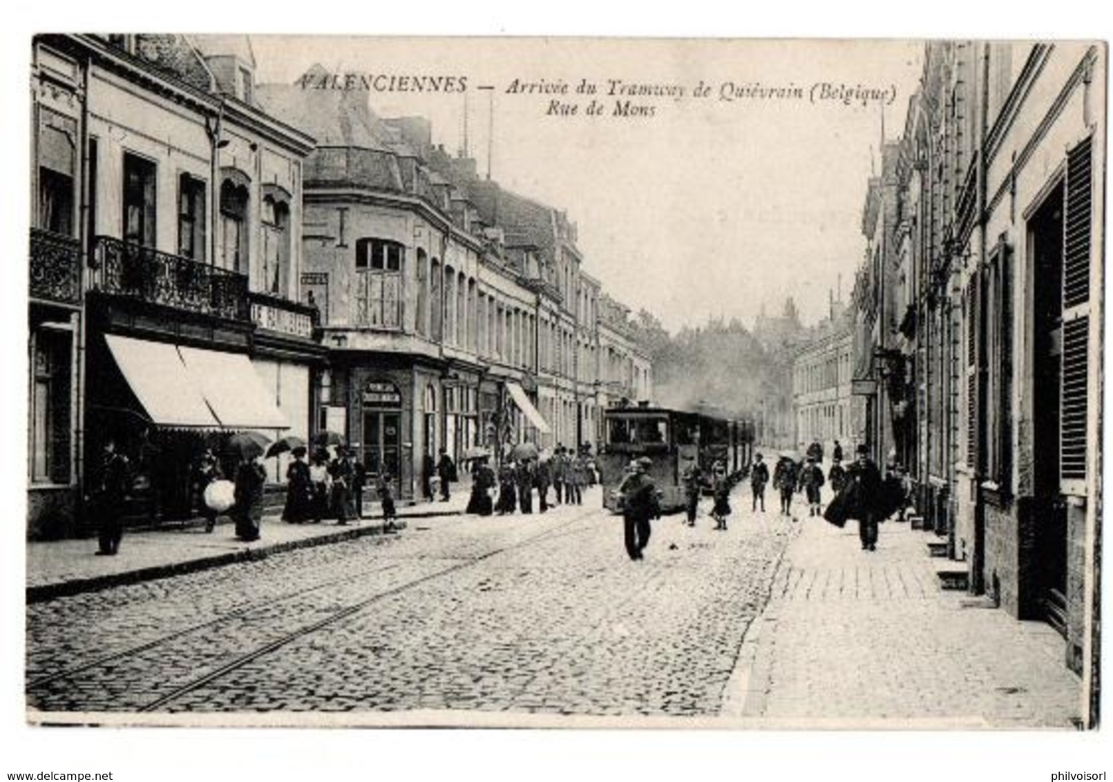 VALENCIENNES ARRIVEE DU TRAM RUE DE MONS ANIMEE - Valenciennes