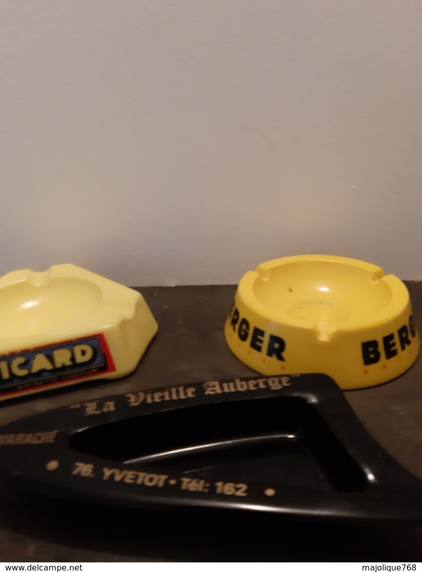 Lot De 3 Cendriers Publicitaires Berger - Ricard Et La Vieille Auberge à Yvetot - - Glass