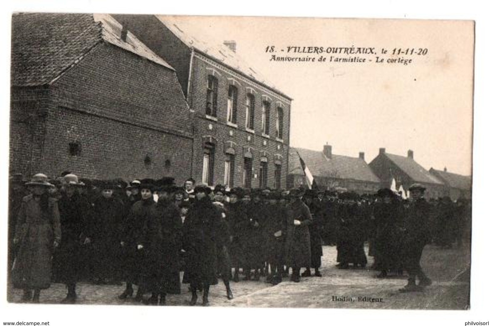 VILLIERS OUTREAUX ANNIVERSAIRE ARMISTICE LE CORTEGE TRES ANIMEE - Altri & Non Classificati