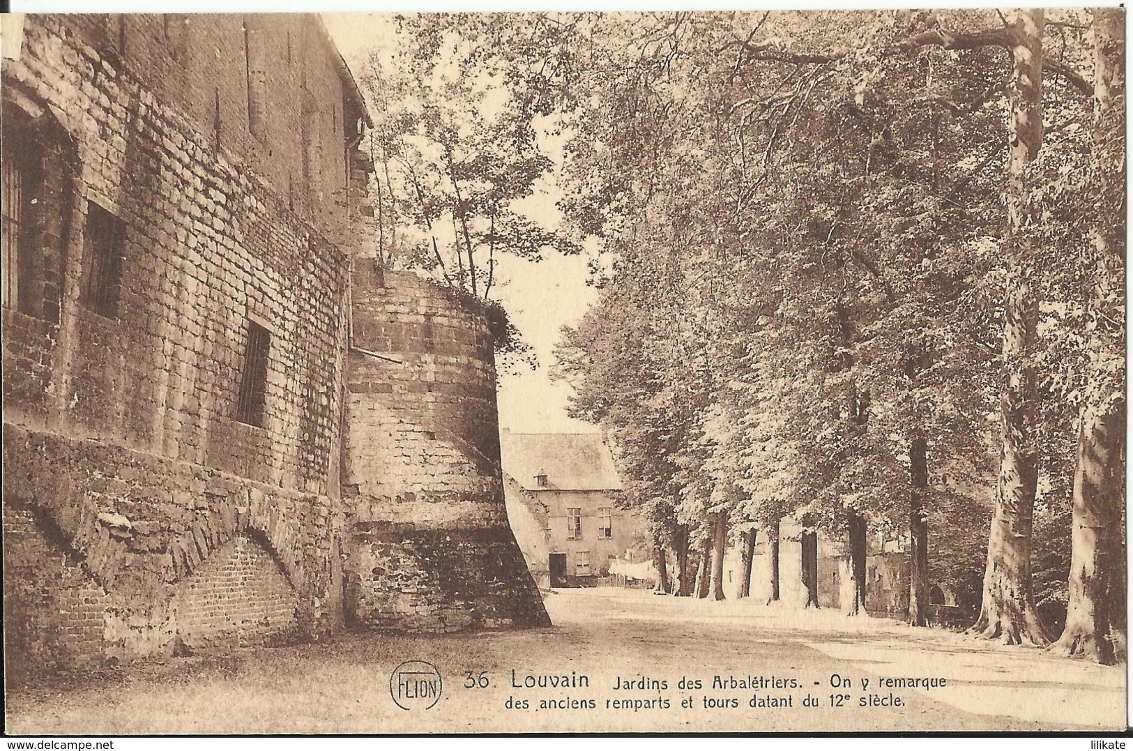 Louvain - Leuven - Jardin Des Arbalétriers. On Y Remarque Des Anciens Remparts Et Tours Du 12 ème Siècle. - Leuven