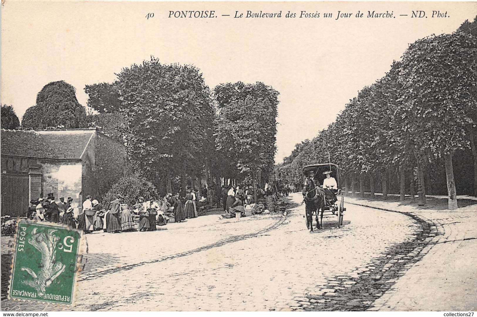 95-PONTOISE- LE BOULEVARD DES FOSSES UN JOUR DE MARCHE - Pontoise