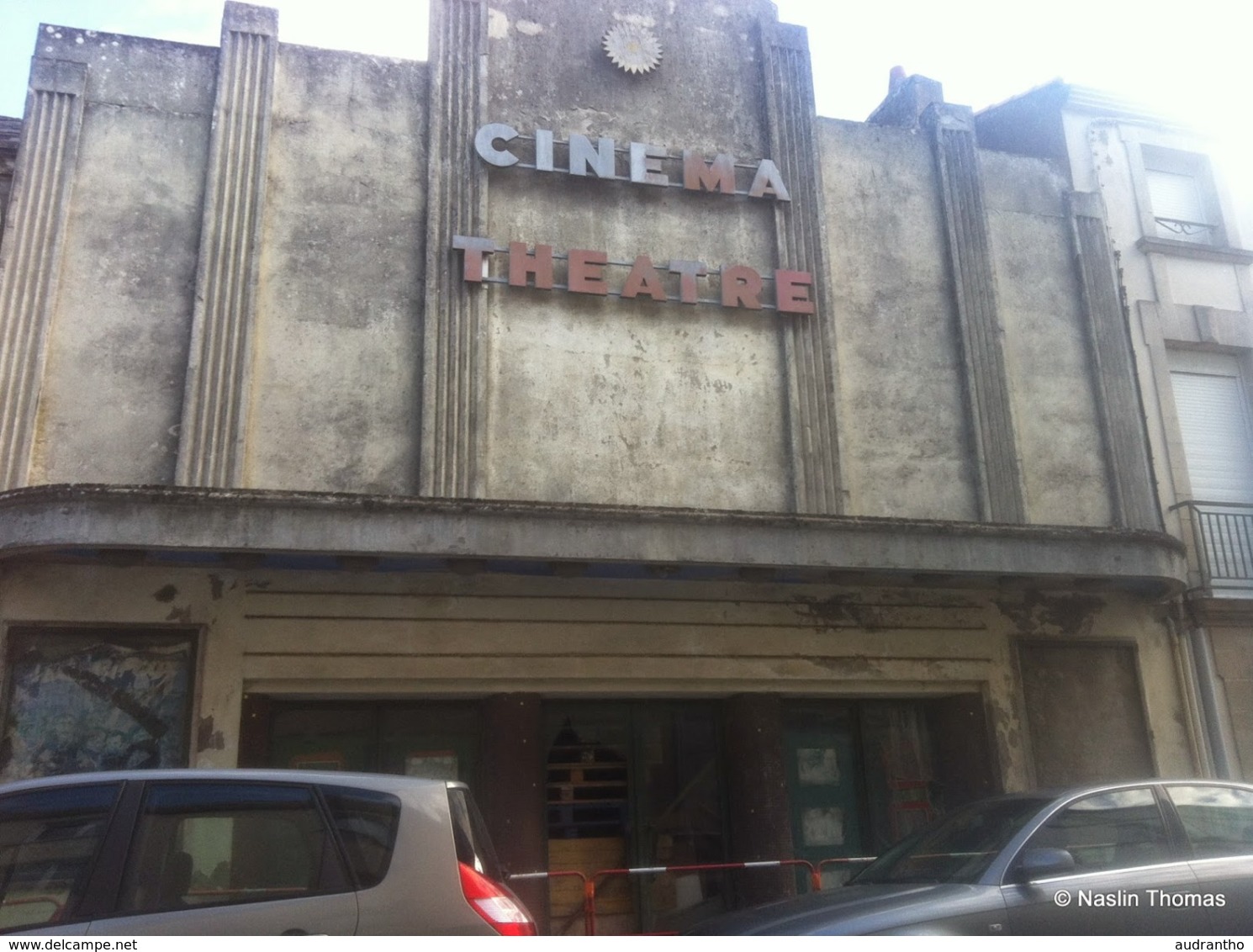 Rare Cinéma Le Français Paimboeuf 52 Rue Pierre-Jubau Bobine De 1000 Tickets D'entrée - Tickets D'entrée