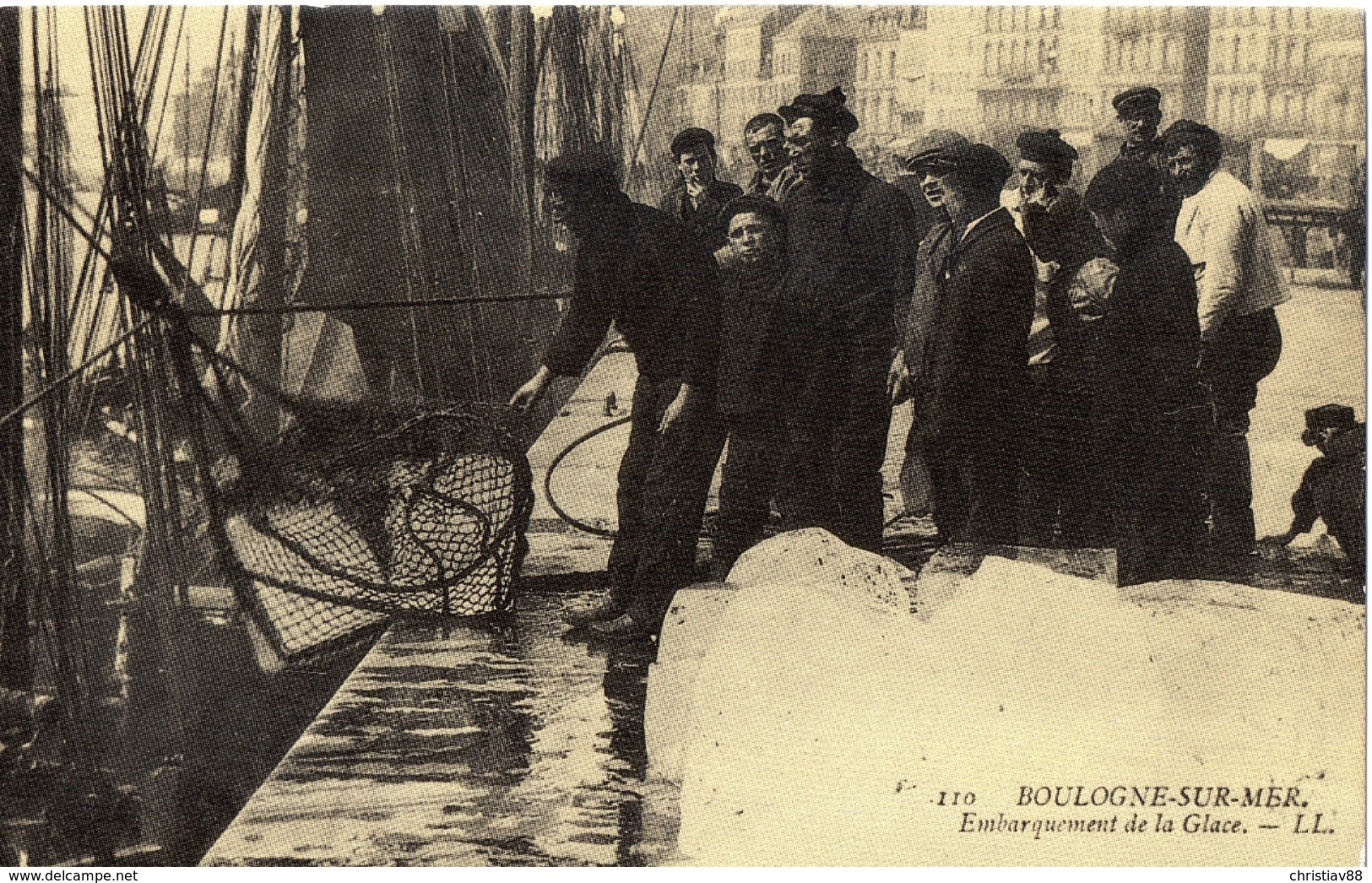 Boulogne-Sur-Mer - Embarquement De La Glace - Ré-édition Cecodi (1) - Boulogne Sur Mer