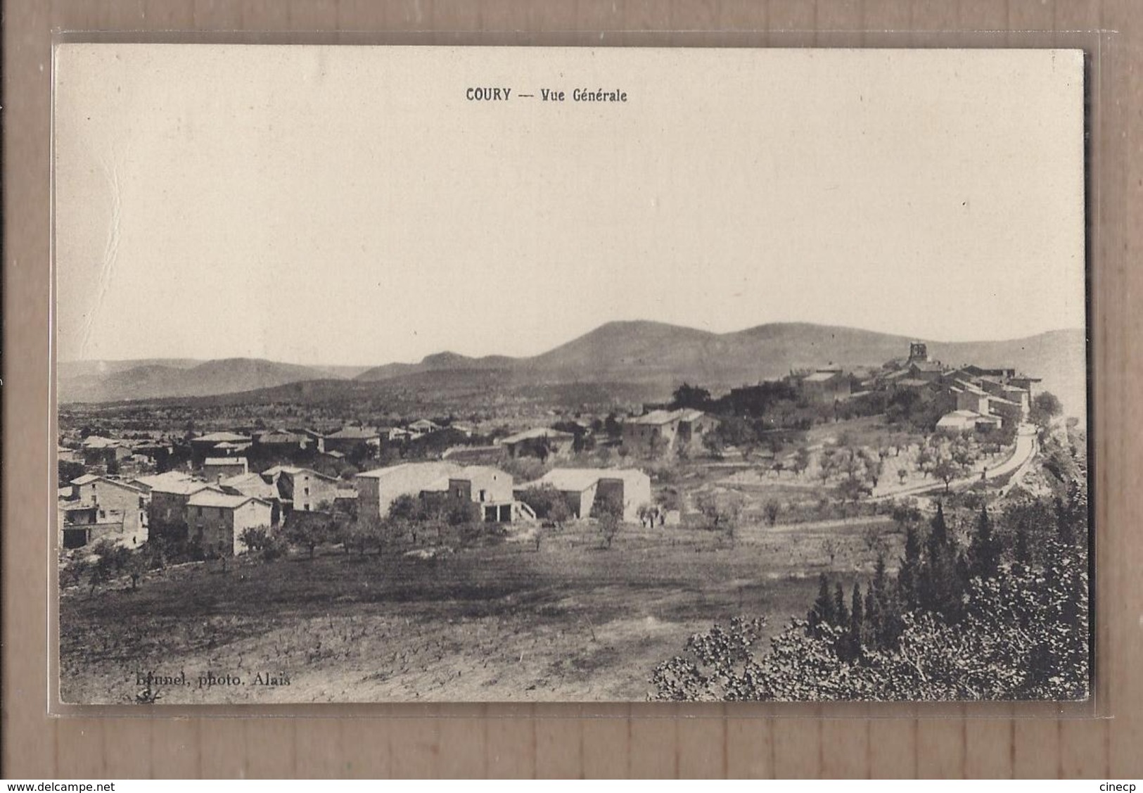 CPA 30 - COURY - Vue Générale - Très Jolie Vue D'ensemble Du Village Avec Détails Maisons - Otros & Sin Clasificación