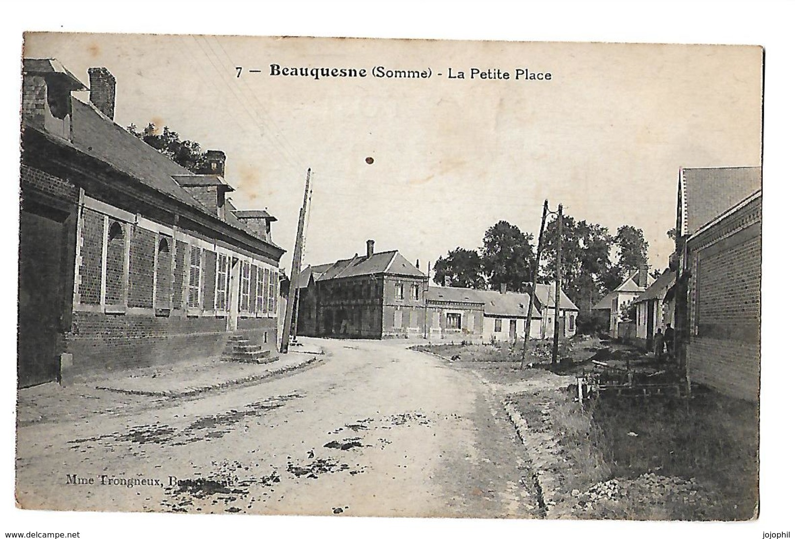 Beauquesne - La Petite Place N° 7 - éd Mme Trongneux - Circulé 1930 - Beauquesne