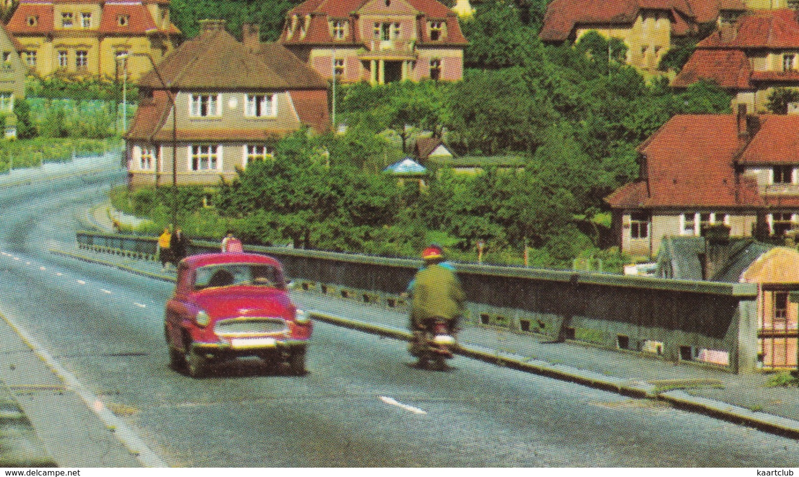 Tabor: SKODA 1202 STATION WAGON, MOPED - Panorama S.W. Of The Barricade-Bridge - (CSSR) - Turismo