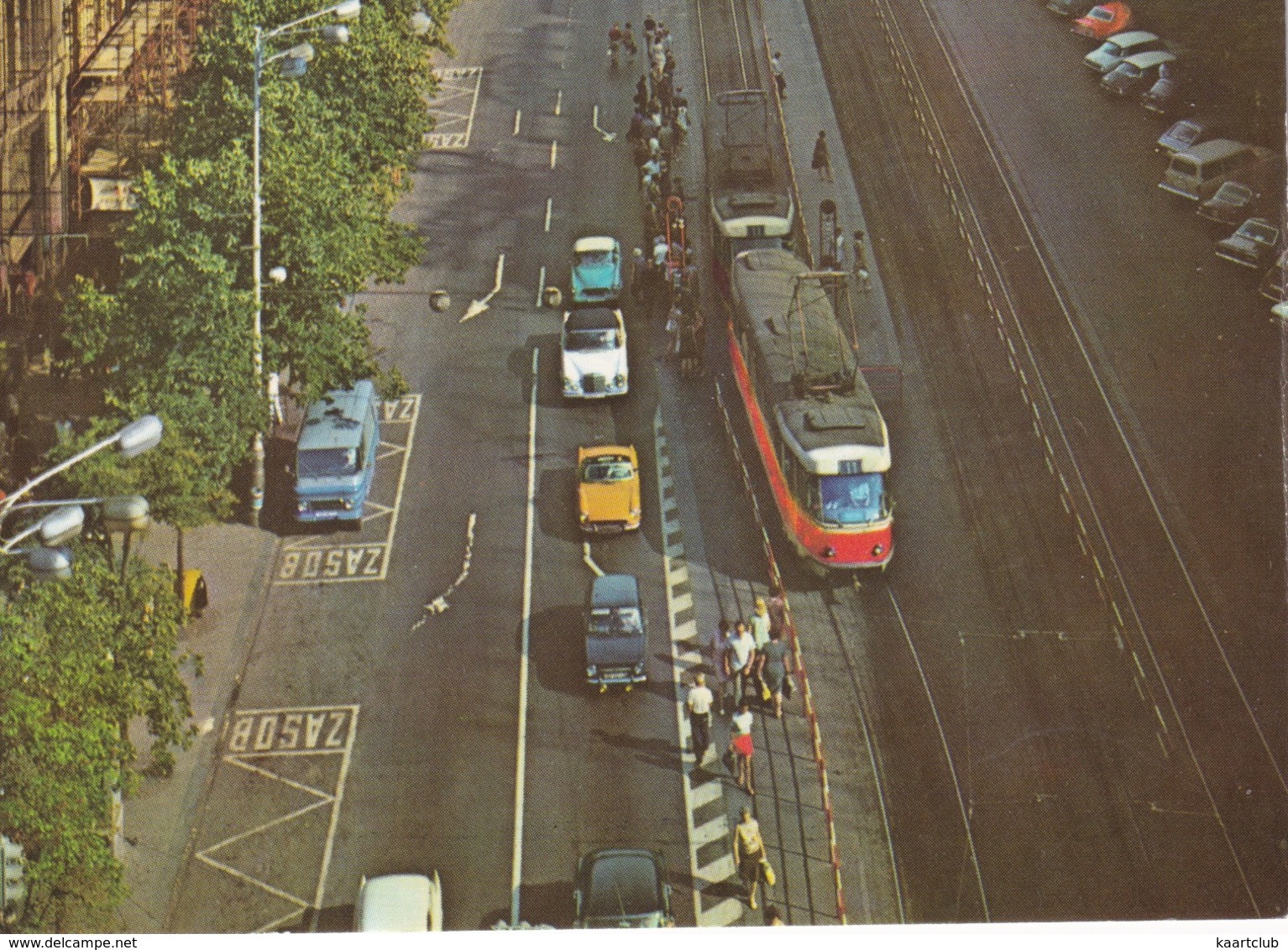 Praha / Prag: SKODA FELICIA CABRIOLER, FIAT 850, ZSD NYDA, MERCEDES 220SE, TRAM / STRAßENBAHN, CITROËN DS - (CSSR) - Toerisme