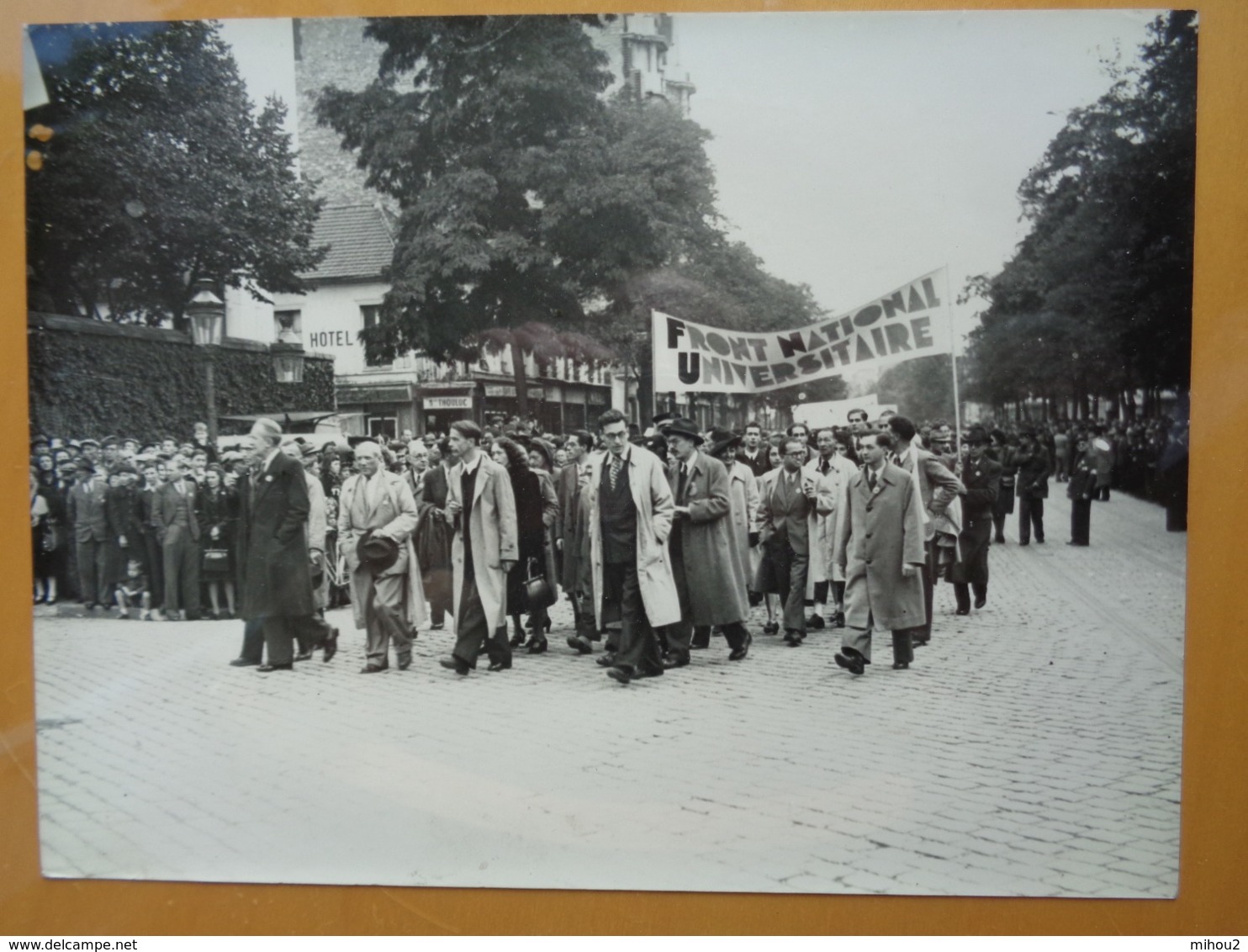 11 PHOTOS FRONT NATIONAL LIBERATION RESISTANCE GUERRE CONGRES MANIFESTATION 1945 (?) WW2 24 X 18 Cm - Guerre, Militaire