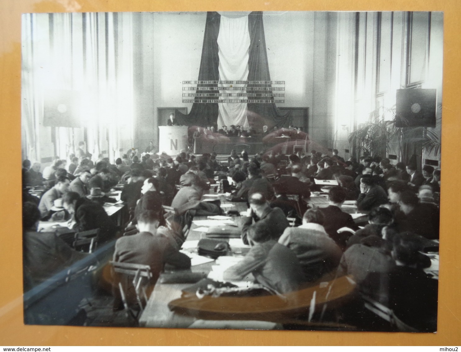 11 PHOTOS FRONT NATIONAL LIBERATION RESISTANCE GUERRE CONGRES MANIFESTATION 1945 (?) WW2 24 X 18 Cm - Guerre, Militaire