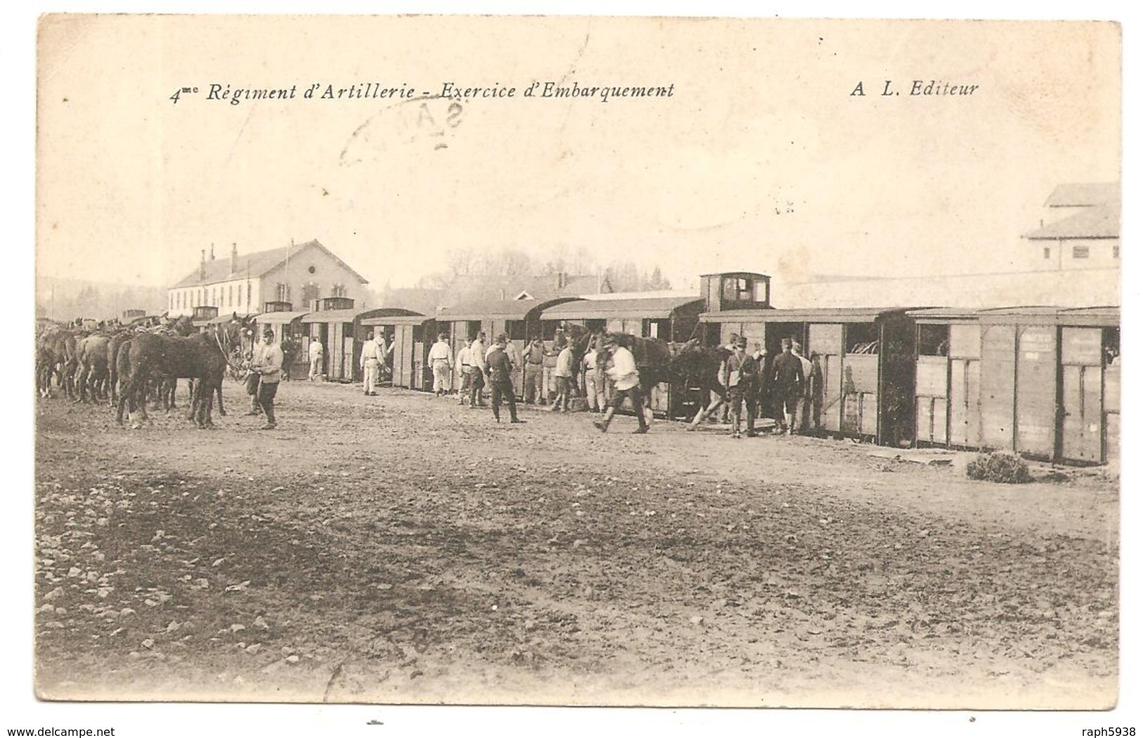 BESANCON  ( Doubs )    4eme  RÉGIMENT D'ARTILLERIE  EXERCICE D'EMBARQUEMENT EN TRAIN - Besancon