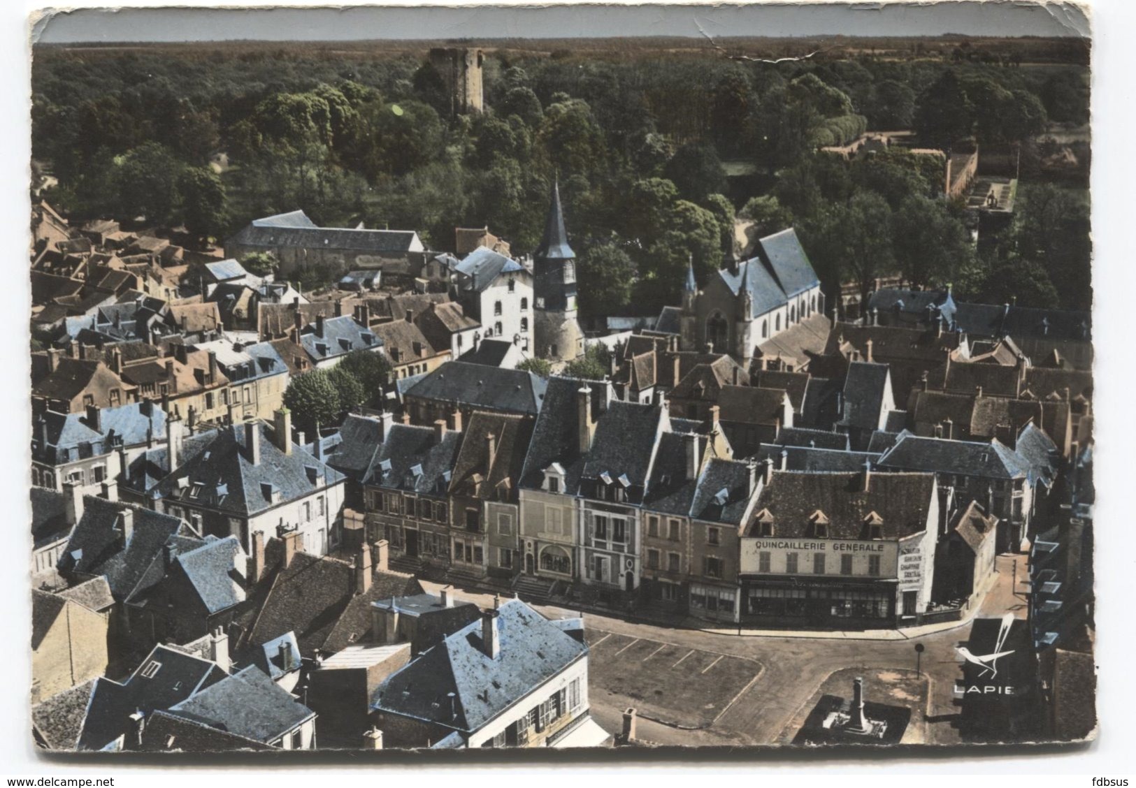 Chatillon Coligny - Place Du Marché Et Le Donjon - Ed Lapie 1  - A Voir Magasins - Chatillon Coligny