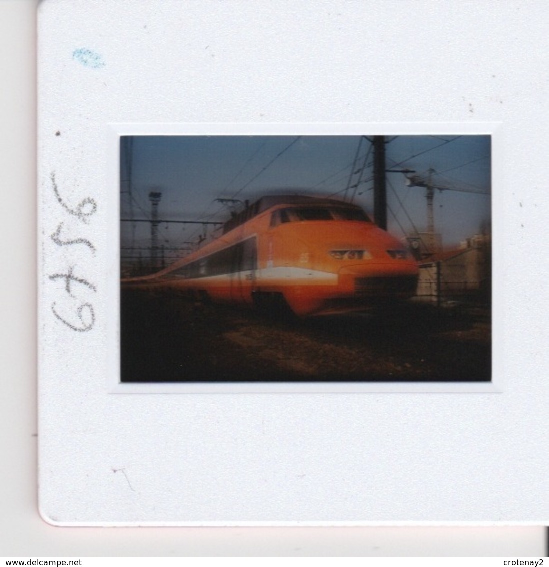 Photo Diapo Diapositive Slide Train Wagon TGV SNCF 65 Paris Gare De Lyon Le 27/02/1992 VOIR ZOOM - Diapositives (slides)