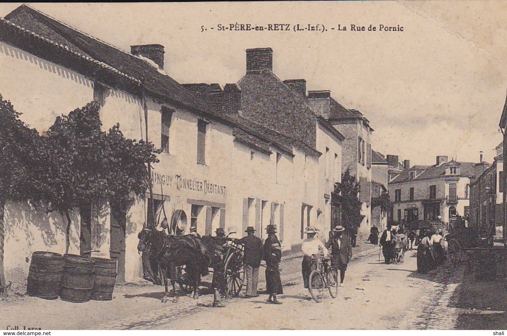 CPA ST PERE EN RETZ LA RUE DE PORNIC - Autres & Non Classés