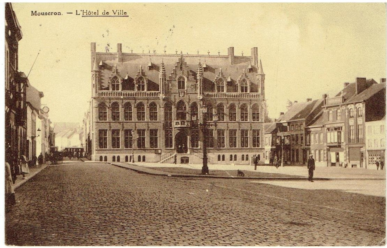 MOUSCRON - L' Hôtel De Ville - Mouscron - Möskrön