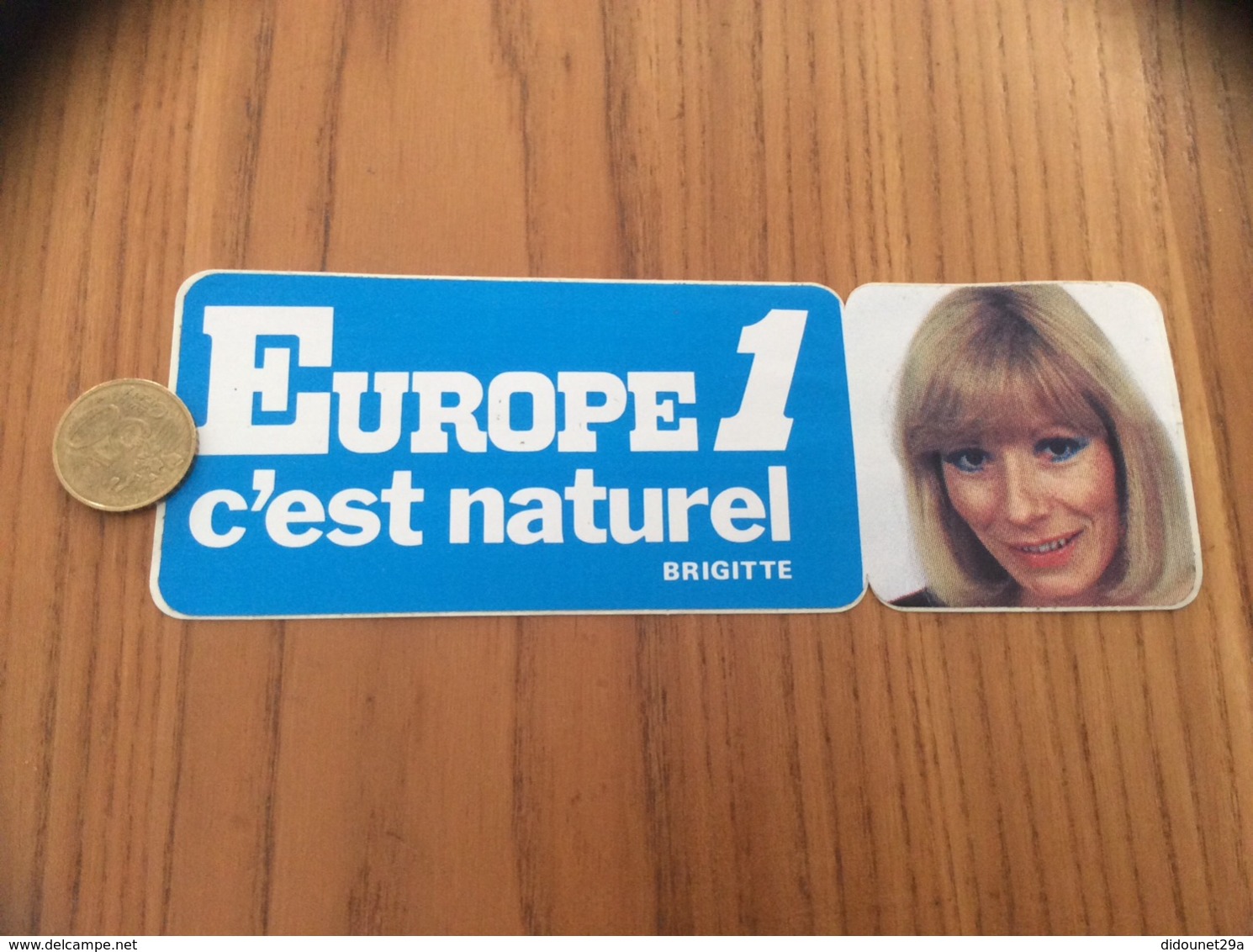 AUTOCOLLANT, Sticker «EUROPE 1 C’est Naturel - BRIGITTE » (radio) - Autocollants