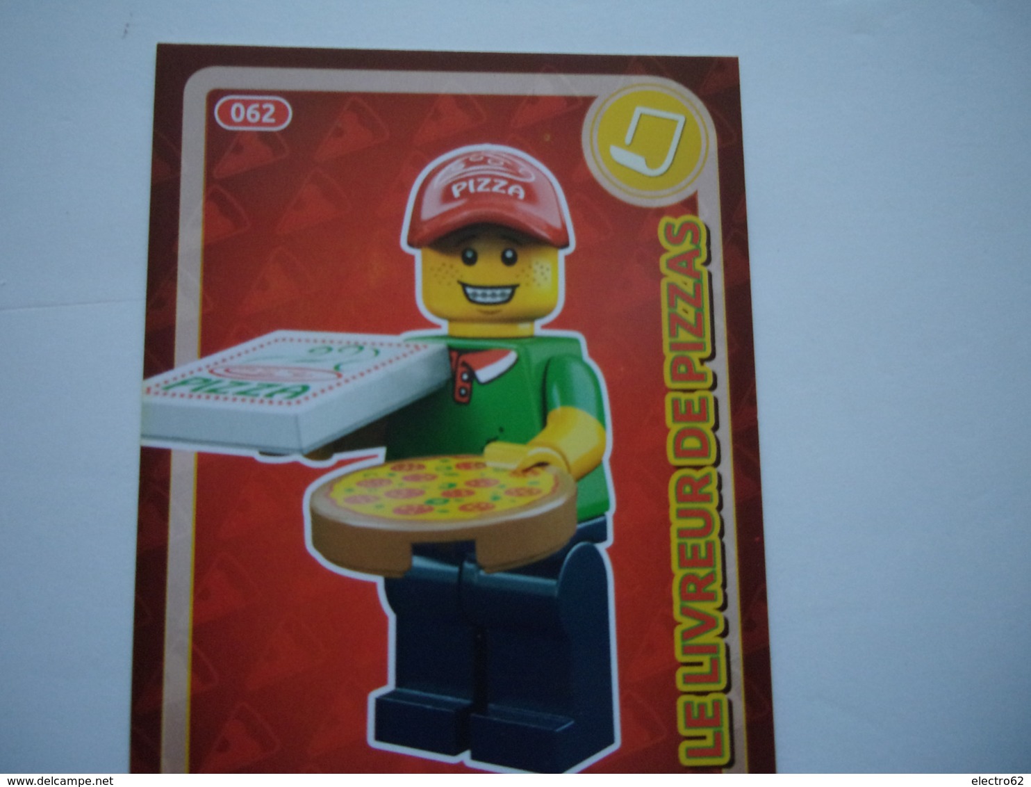 Carte LEGO AUCHAN CREE TON MONDE N°62 Livreur De Pizzas Pizza - Autres & Non Classés