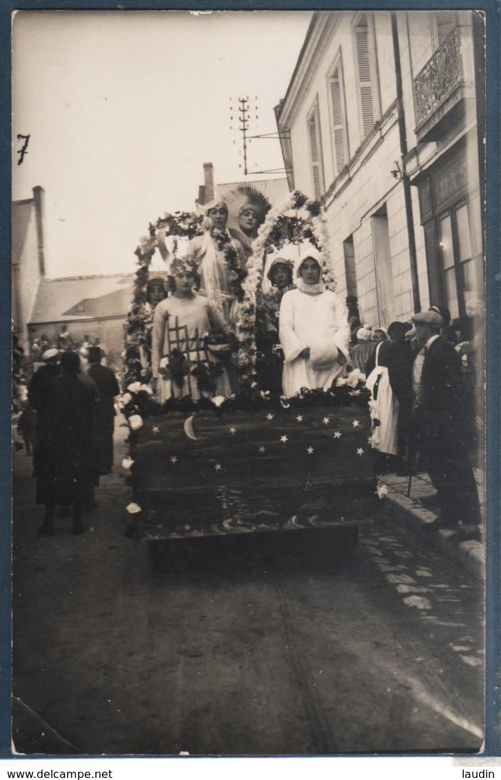 Carte Photo , Char Durant Une Fête , Animée - Autres & Non Classés