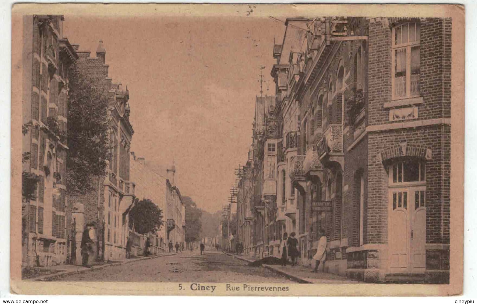 Ciney - Rue Pierrevennes - Ed. Judon Detry N°5 - Ciney