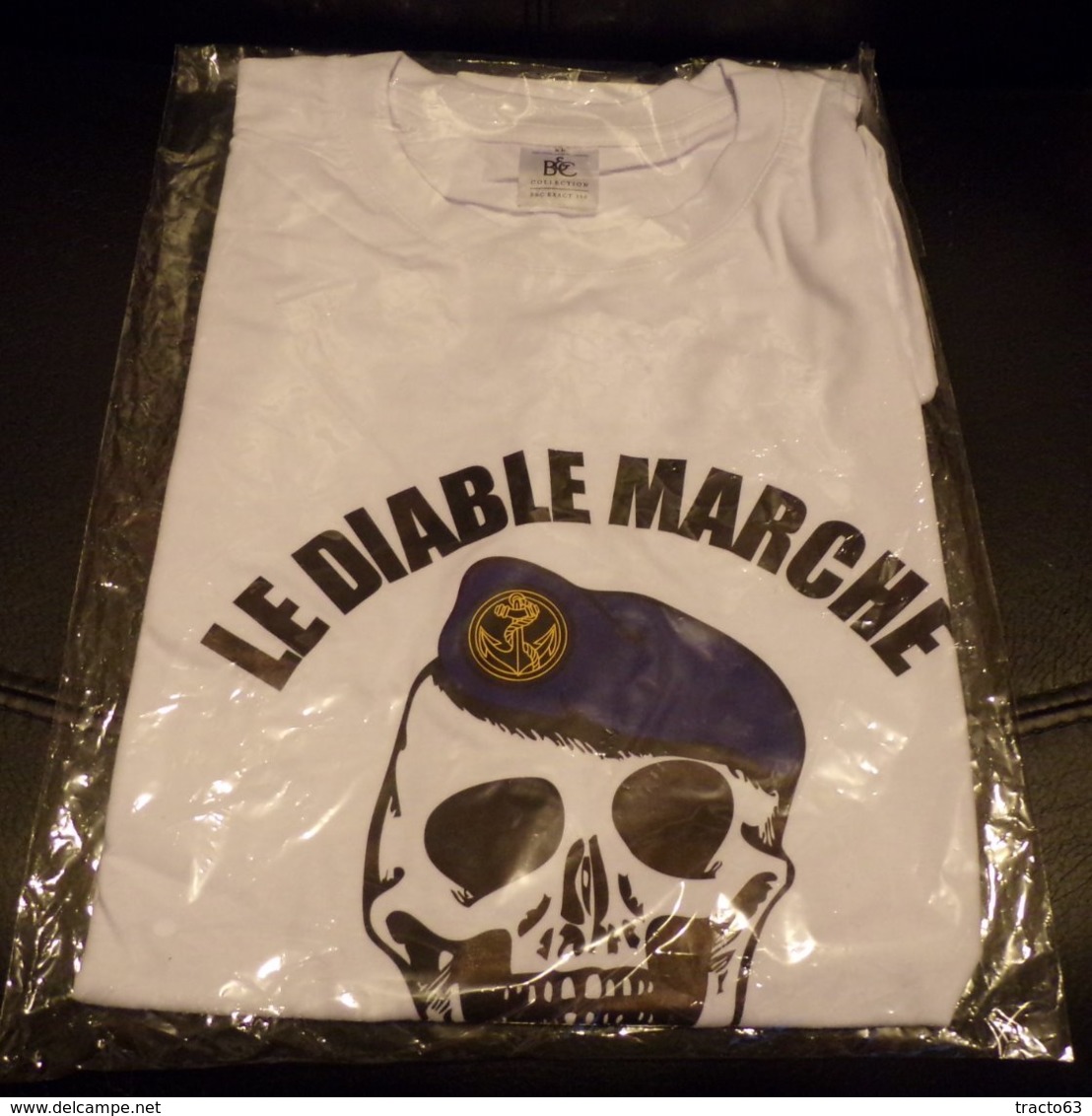 TROUPES DE MARINE : TEE SHIRT LE DIABLE MARCHE AVEC NOUS DES TROUPES DE MARINE  ,TAILLE  XL ,  NEUF VOIR PHOTO ( J'ai Qu - Equipement