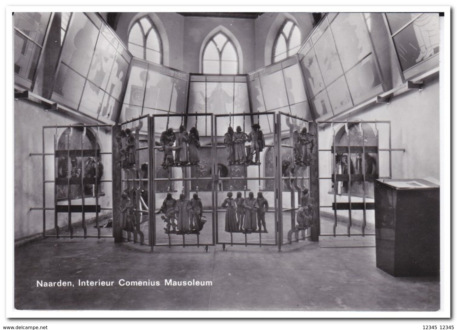 Naarden, Interieur Comenius Mausoleum - Naarden