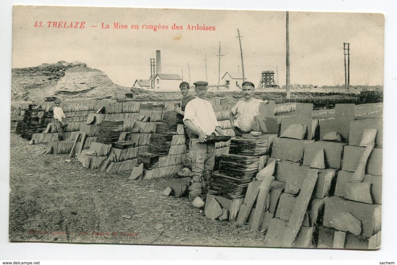 49 TRELAZE Ouvriers La Mise En Rangée Des Ardoises 1910     D13 2019 - Autres & Non Classés