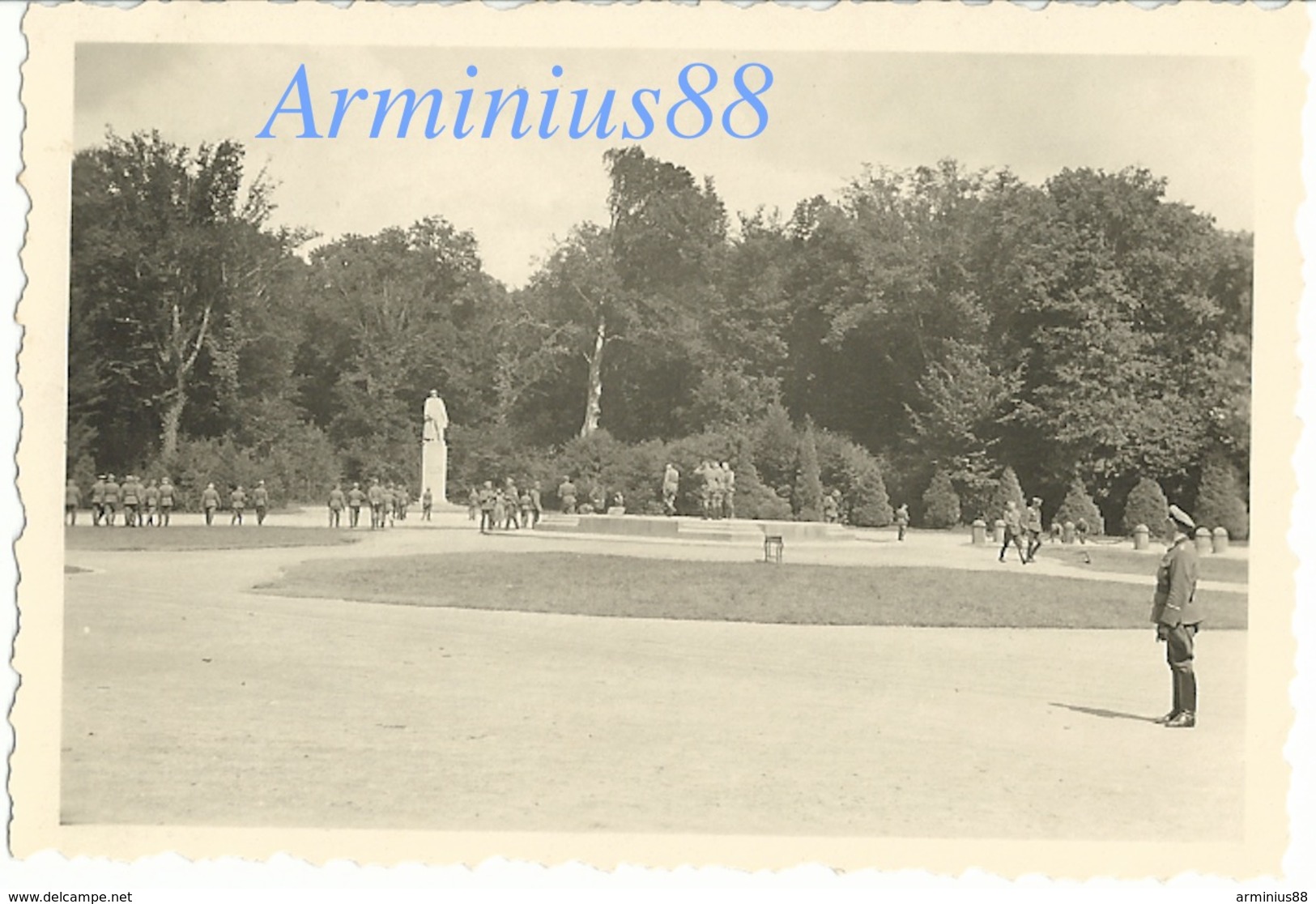 Campagne De France 1940 - Forêt De Compiègne (Oise) - Statue Du Maréchal Foch, Clairière De L'armistice De Rethondes - Guerra, Militares