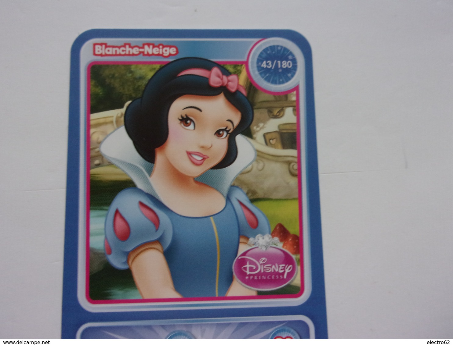 Carte Disney AUCHAN  Blanche-Neige Princesse - Autres & Non Classés