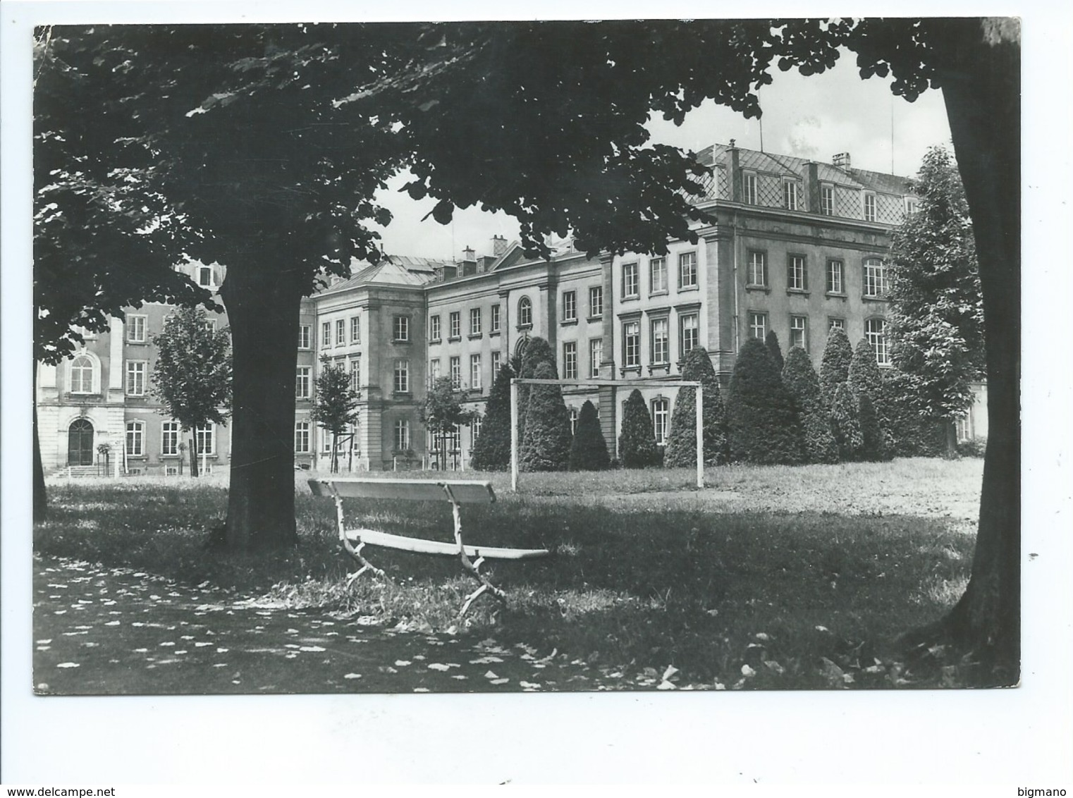 Arlon Maison François Xavier Jardin Du Noviciat - Aarlen