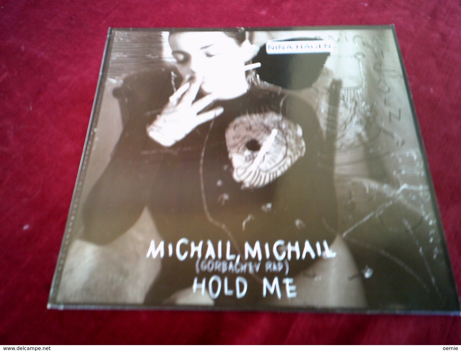 NINA HAGEN  ° MICHAIL MICHAIL HOLD ME - 45 Toeren - Maxi-Single