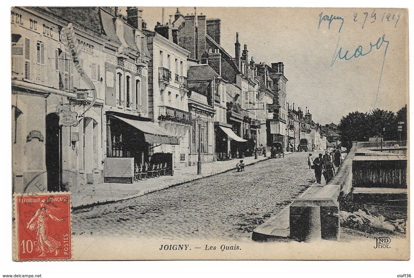 CPA YONNE 89  JOIGNY Les Quais - Joigny