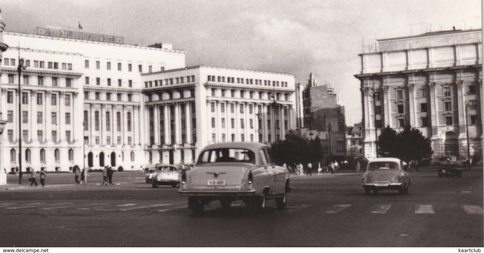 Bucuresti / Bukarest: GAZ-VOLGA M21, WARTBURG 311 - Piata Republicii / Platz Der Republik - (Rom.) - Toerisme