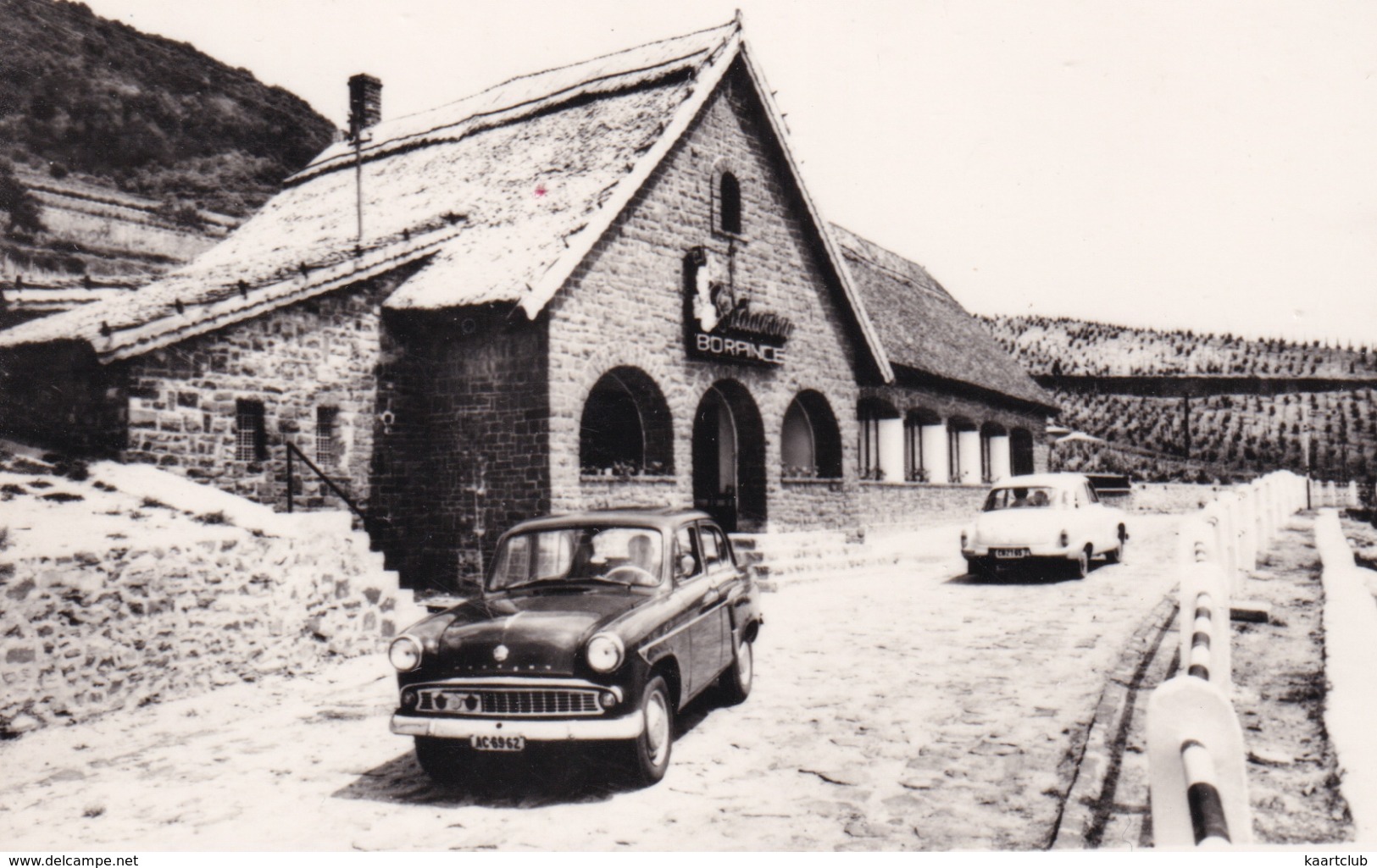 Badacsony: MOSKVITCH  402, WARTBURG 311 - Bormúzeum / Wine-museum / Weinmuseum - (Hungaria) - Toerisme