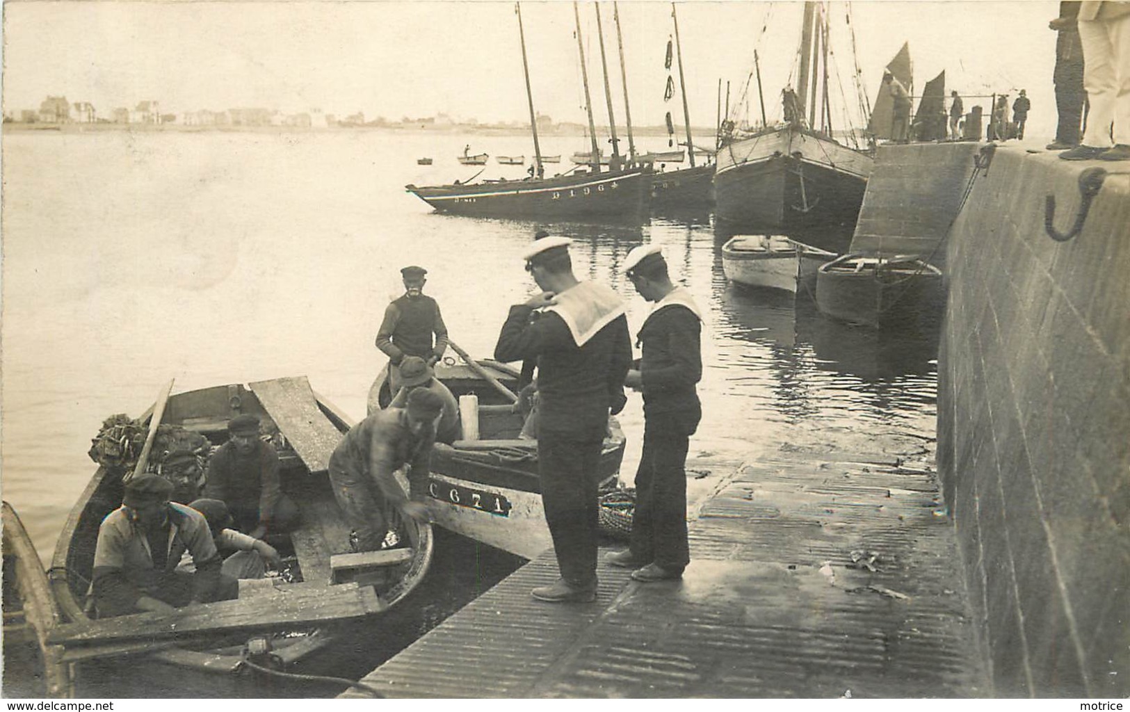 PORT A LOCALISER -  Bateau De Pêche Quiberon,carte Photo. - A Identifier