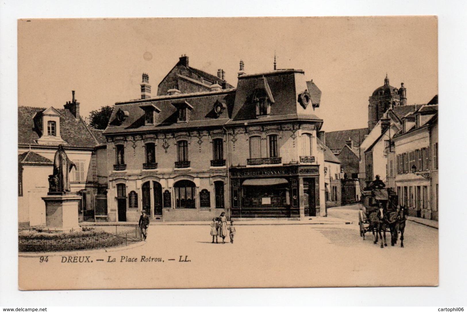 - CPA DREUX (28) - La Place Rotrou 1916 (avec Personnages) - Editions Lévy N° 94 - - Dreux