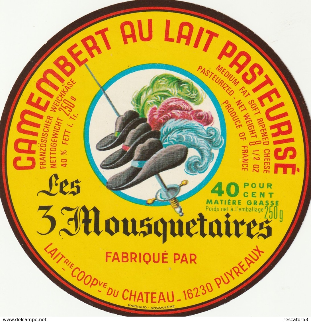 Rare étiquette De Fromage Camembert  Les 3 Mousquetaires - Fromage