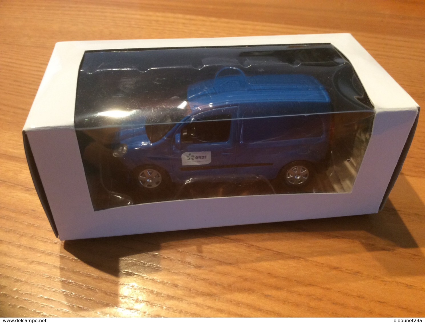 Voiture Modèle Réduit 1/43 NOREV "Renault KANGOO - ERDF" (EDF) Neuf - Norev