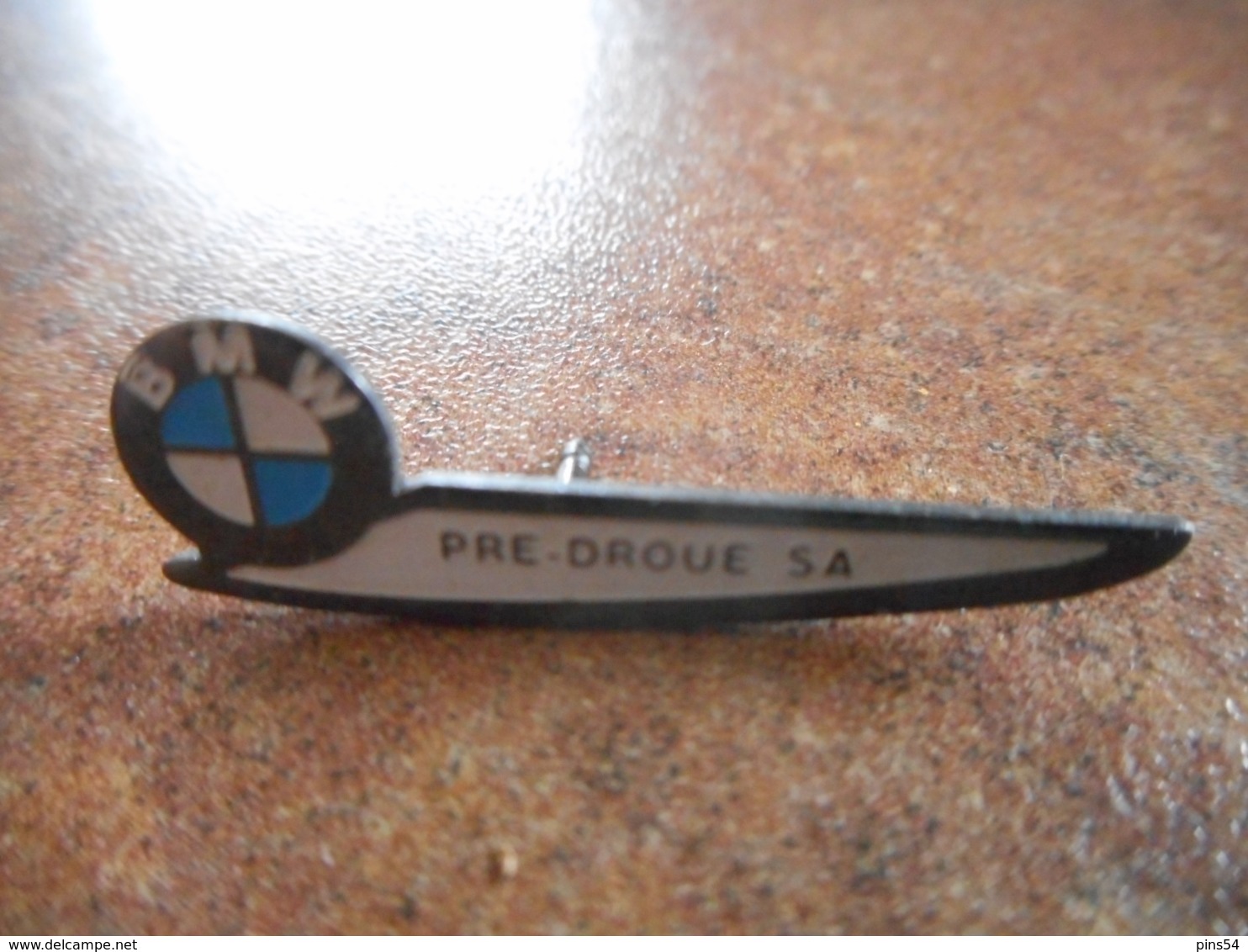 A044 -- Pin's BMW Pre Droue SA -- Dernier Vendu 02/2013 !!! - BMW