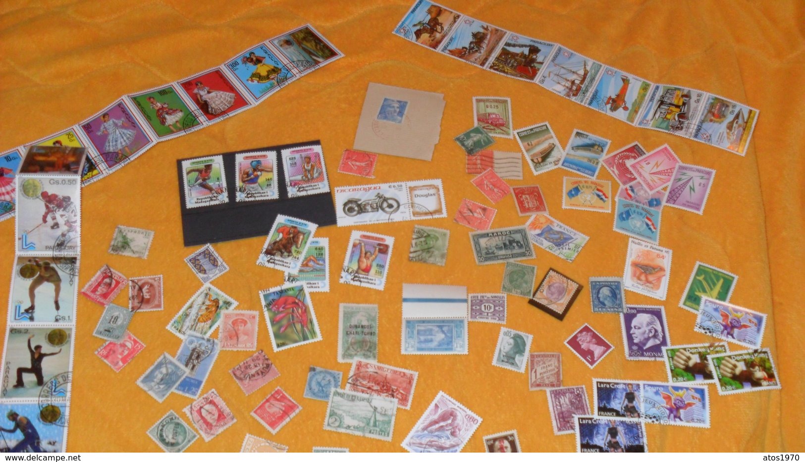 LOT + CENTAINES DE TIMBRES A TRIER DONT CERTAINS NEUFS DIVERS TOUS PAYS PAYS BAS, ROYAUME UNI, COLOMBIE, ITALIE, AFRIQ - Alla Rinfusa (max 999 Francobolli)