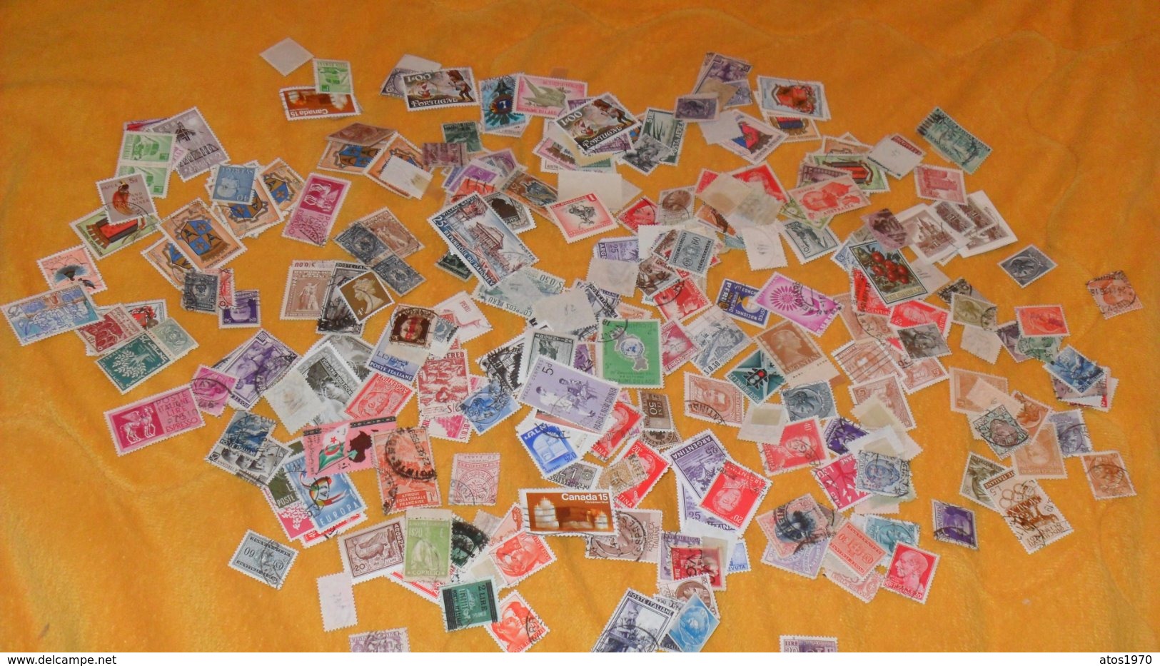 LOT + CENTAINES DE TIMBRES A TRIER DONT CERTAINS NEUFS DIVERS TOUS PAYS PAYS BAS, ROYAUME UNI, COLOMBIE, ITALIE, AFRIQ - Kilowaar (max. 999 Zegels)