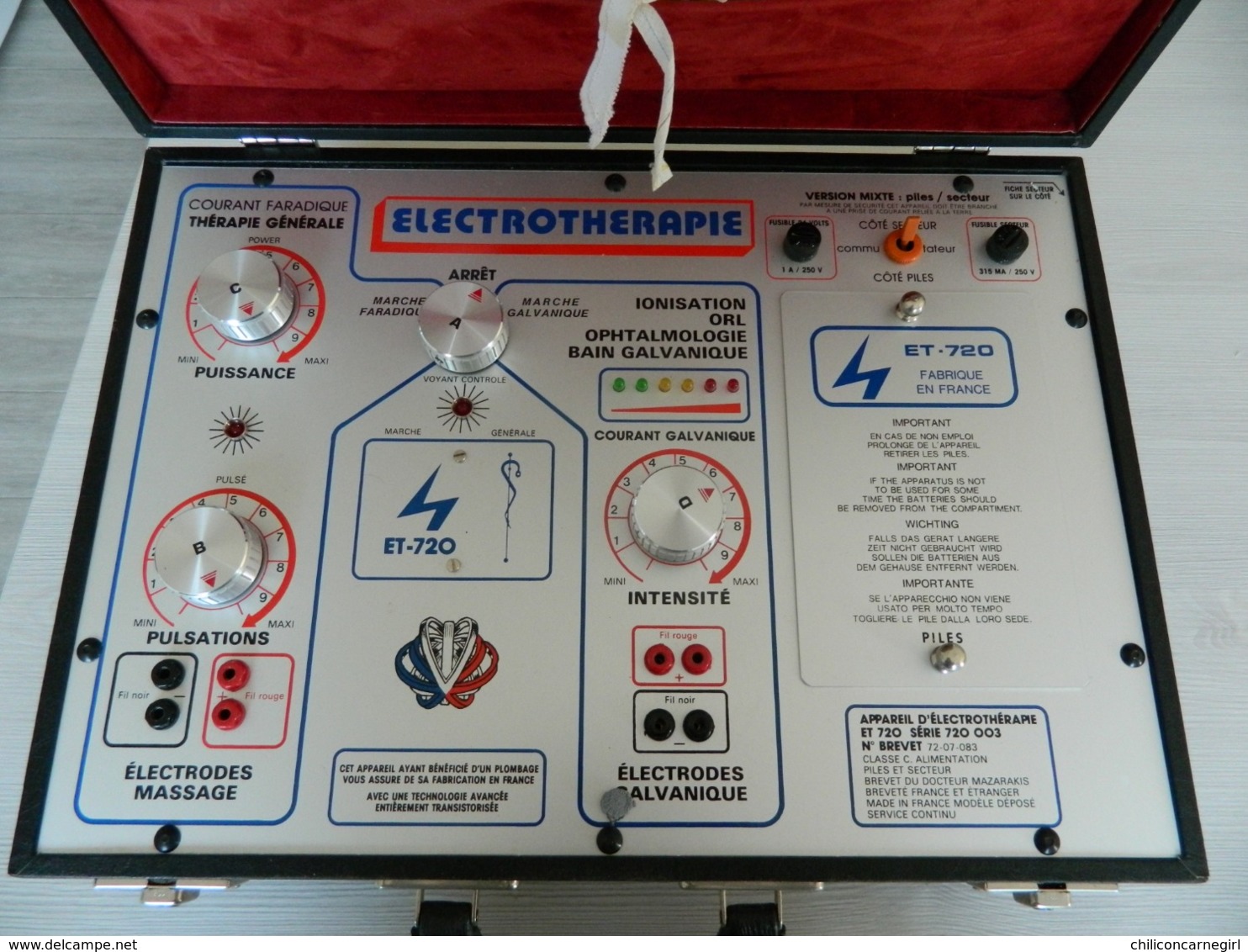 Valise D'Electrothérapie ET 720 Basses Fréquences Complète - Electrodes, Clefs, Notice, Fusibles - MAZARAKIS - TB état - Medical & Dental Equipment