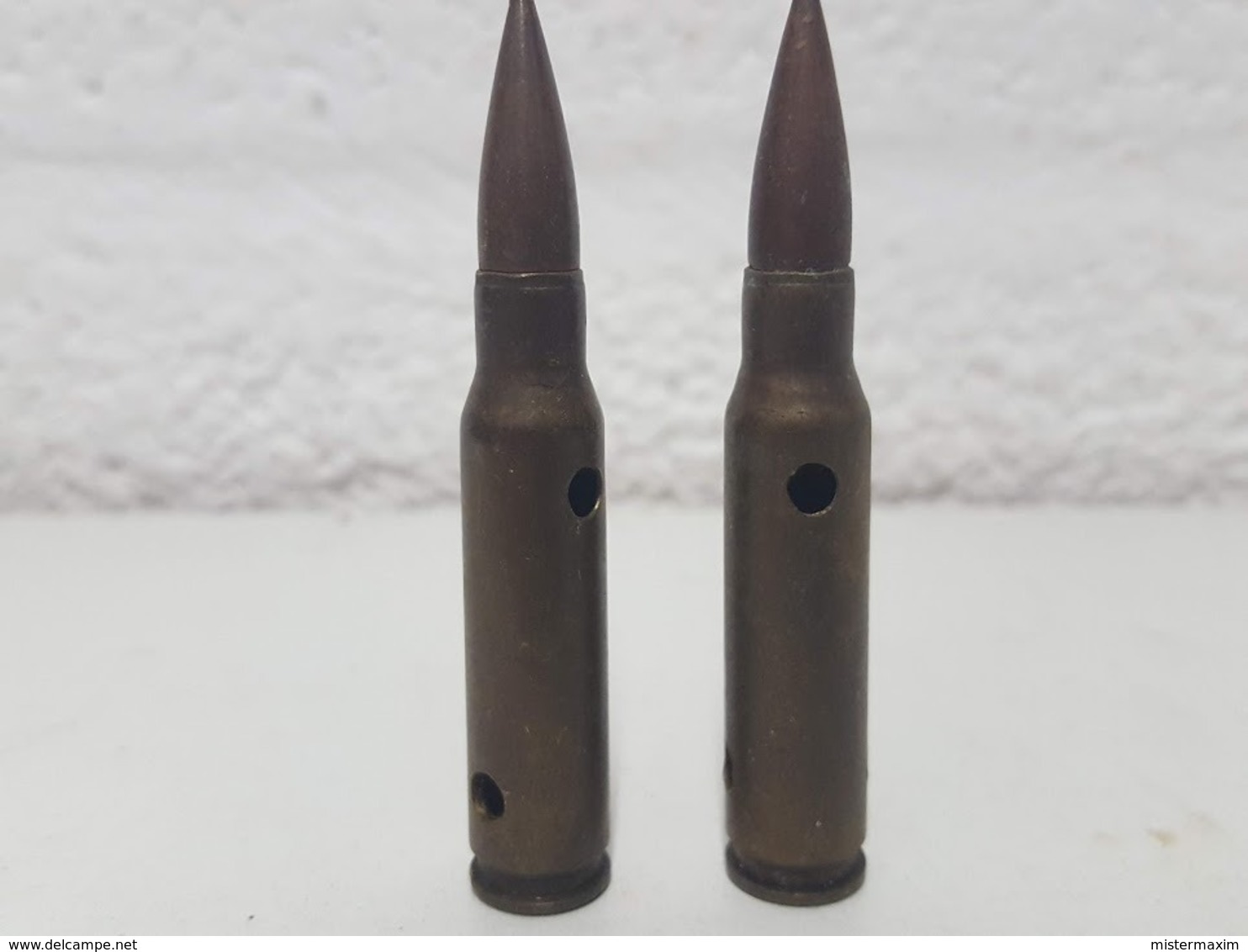 Lot De 2 Cartouches De Manipulation 7.62 X 51 FN - Armes Neutralisées