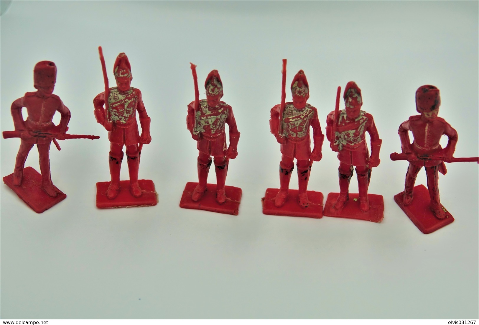 Cherilea Toys , Waterloo 6 British Soldiers, Made In Gt Britain, Vintage, Lot - Beeldjes