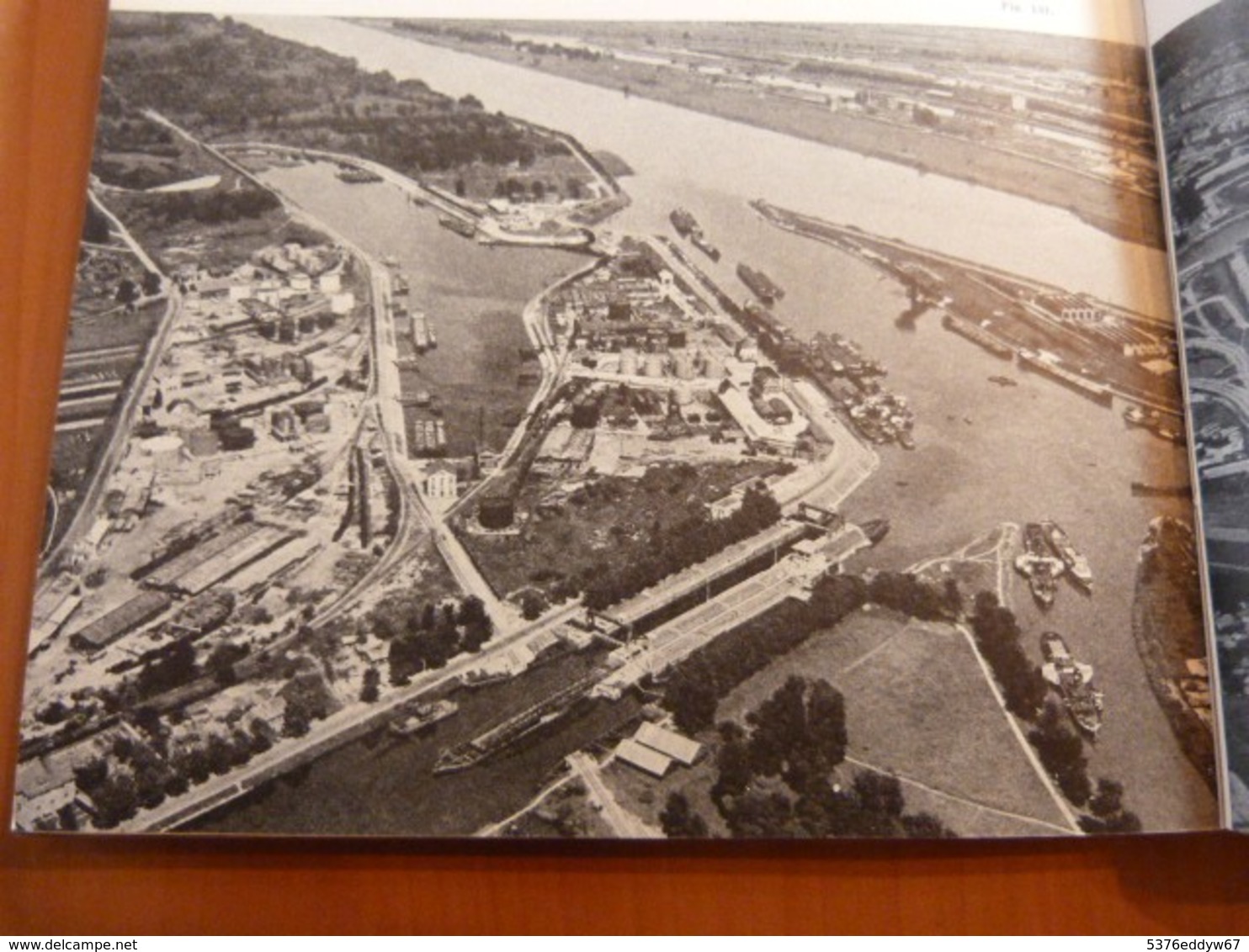 Les Ports De Strasbourg Et L'aventure De Nos Bateliers. Batellerie. Alsace - 1901-1940