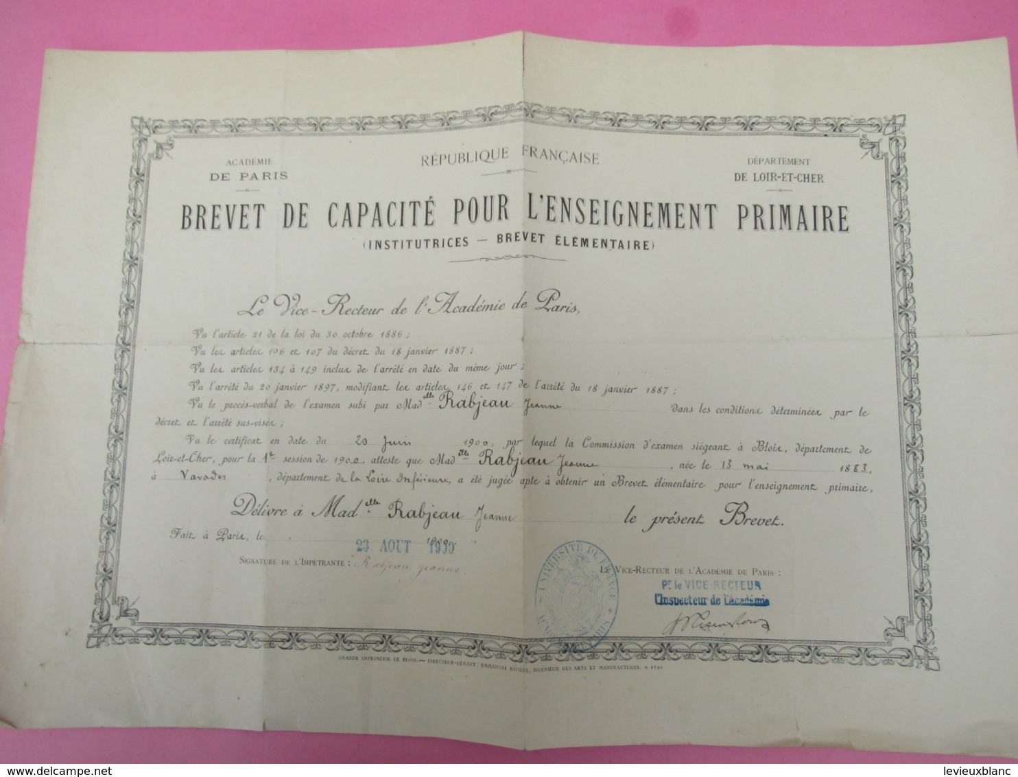 RF/Académie De Paris/Loir Et Cher/ Brevet De Capacité Pour L'Enseignement Primaire/INSTITUTRICES/1900       DIP215 - Diploma & School Reports