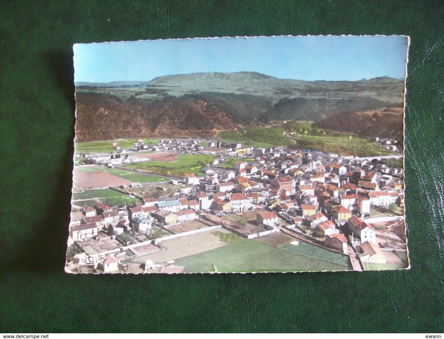 Carte Postale De Retournac: Vue Panoramique - Retournac