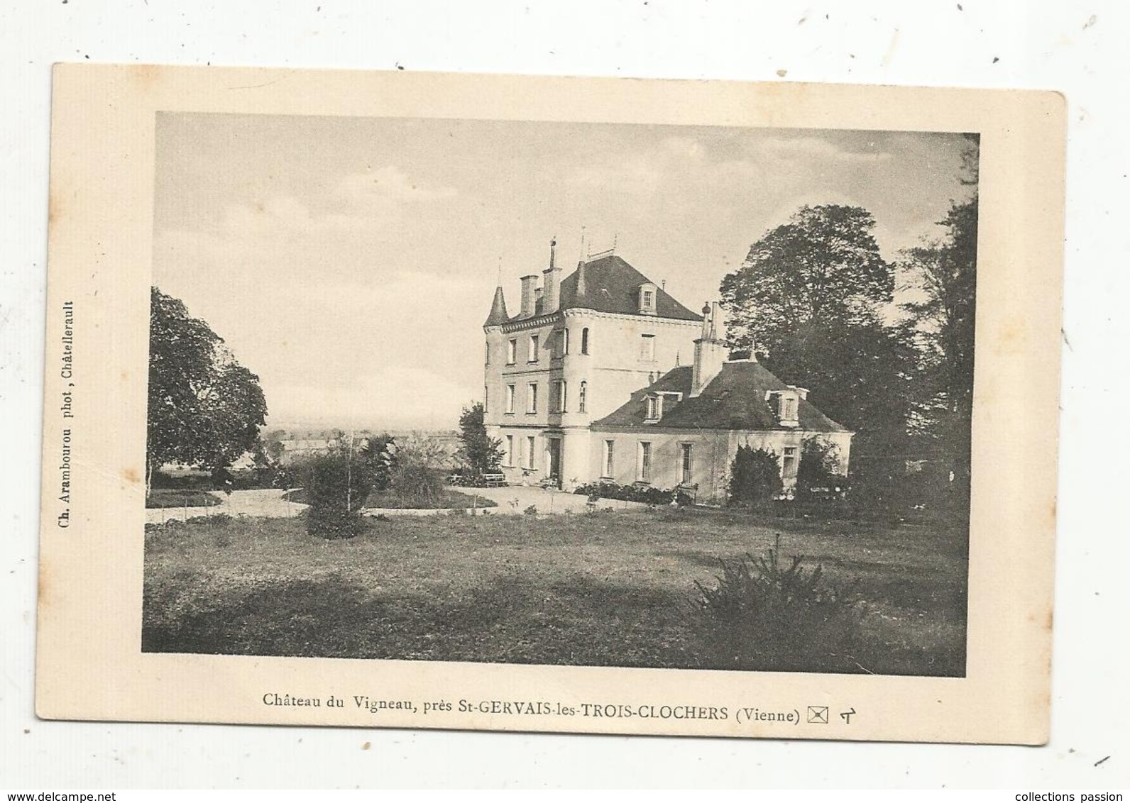 Cp ,86 , Château Du Vigneau ,près SAINT GERVAIS LES TROIS CLOCHERS ,vierge - Saint Gervais Les Trois Clochers