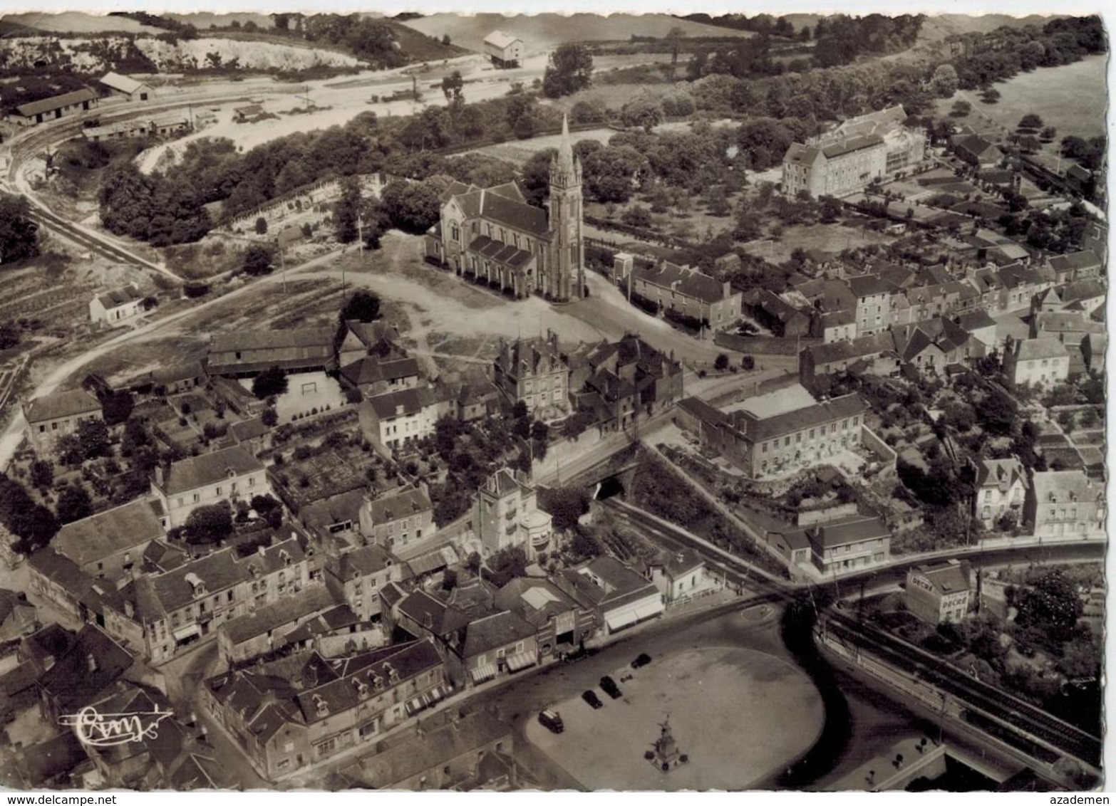 PONT-CHATEAU   L'Eglise Et Le Prieuré St. Martin - Pontchâteau