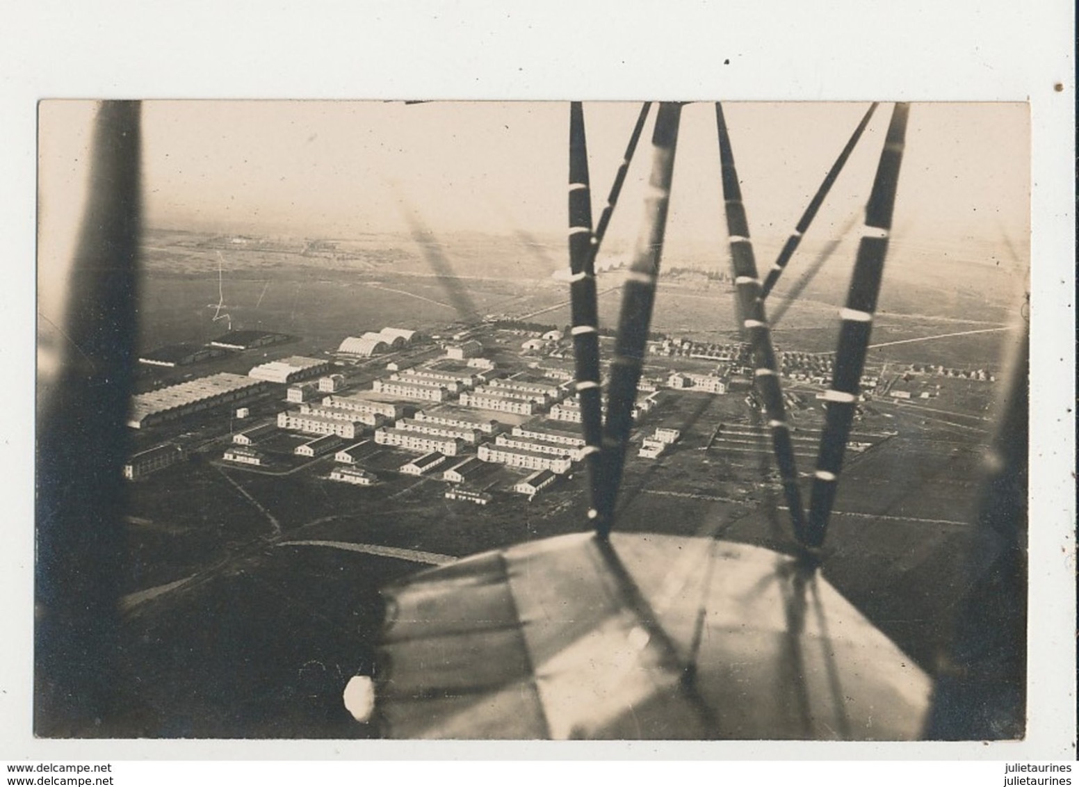 ISTRES CARTE PHOTE VUE AERIENNE DU CAMP CPA BON ETAT - Aérodromes