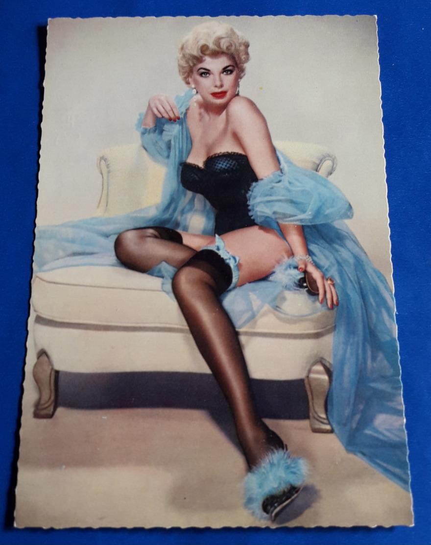 Vintage SEXY PIN-UP GIRL Post Card # JACKIE LOUGHERY # Jolie Femme / Nice Woman # Alte ISV-Foto-AK # [19-1097] - Pin-Ups