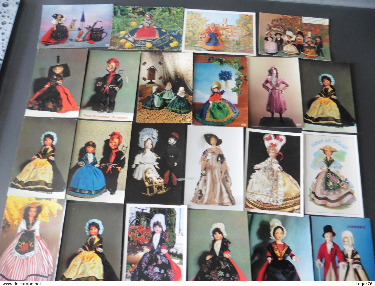 LOT  DE   42  CARTES  POSTALES   DE  POUPEES - 5 - 99 Cartes